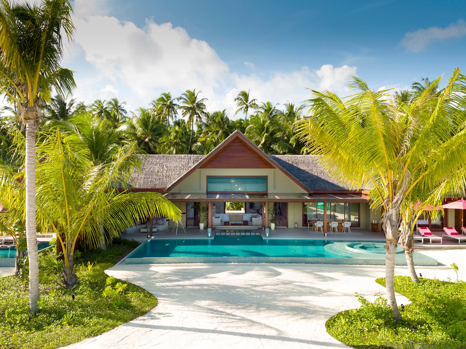 Three Bedroom Beach Pool Pavilion