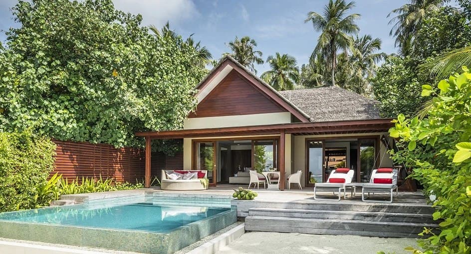 Family Beach Pool Villa