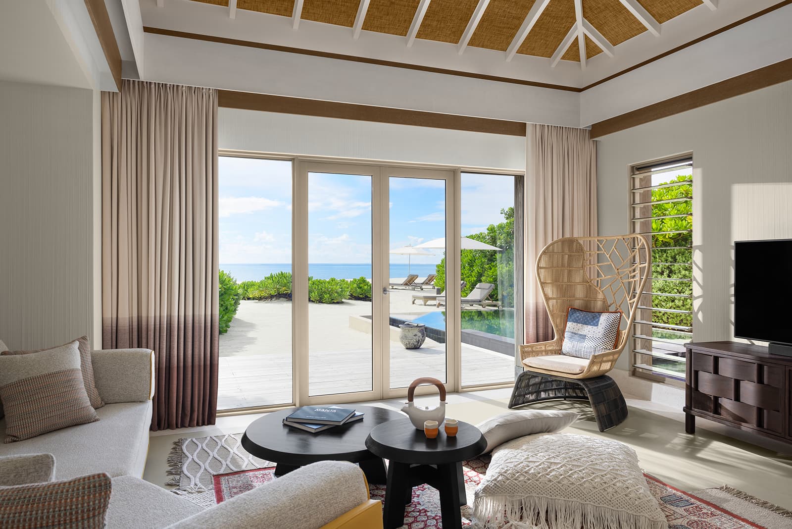One Bedroom Beach Pool Villas