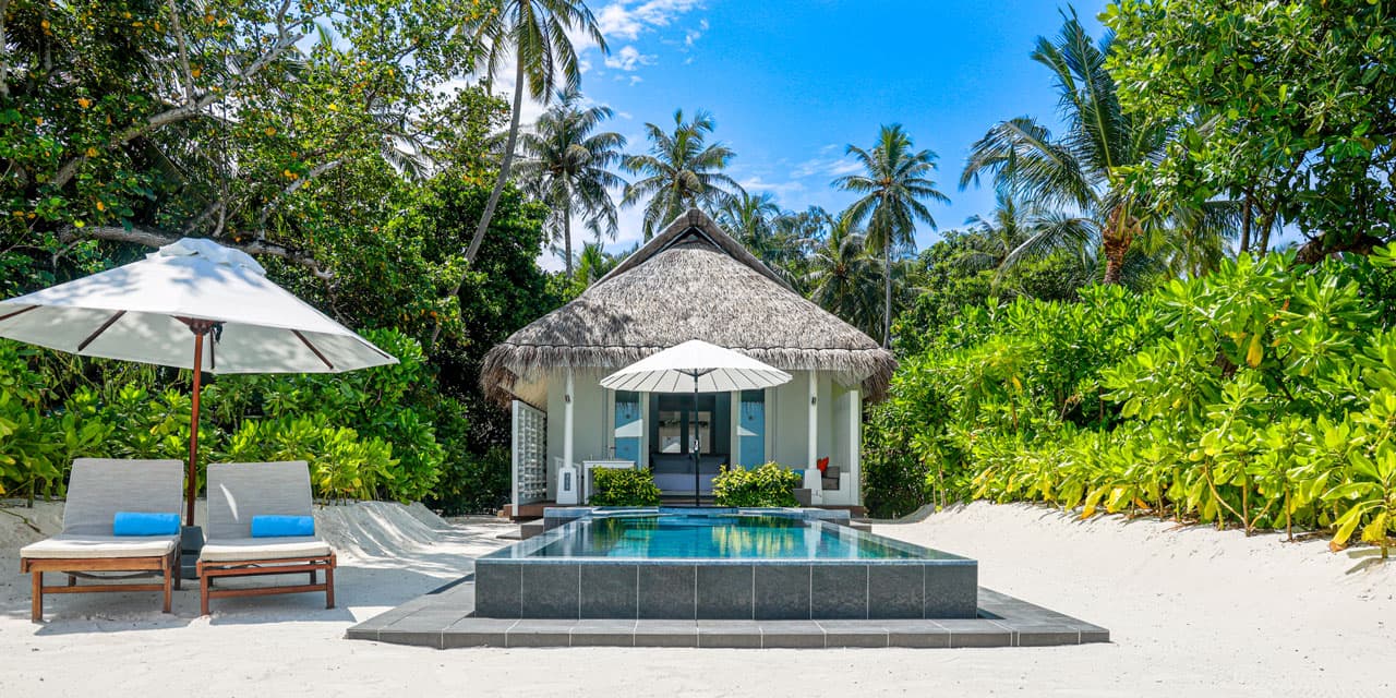 Romantic Beach Pool Villa